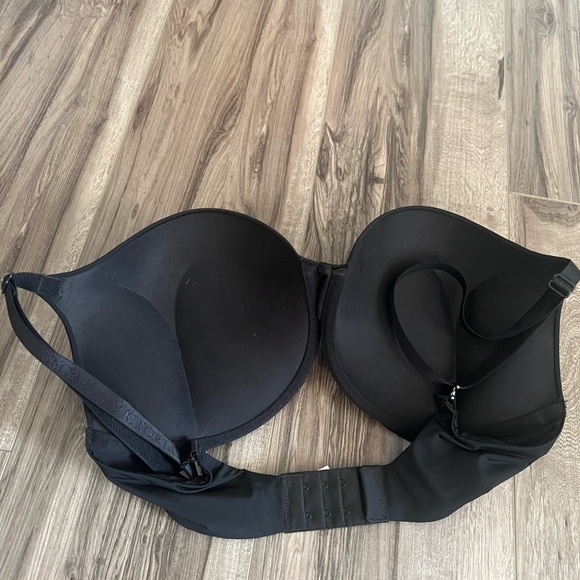 Victoria's Secret “plunge push up” bra 34DD - Picture 3 of 4